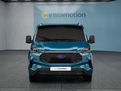 Blau Gebraucht 2024 Ford Tourneo Custom Van / Kleinbus | 58.549 €