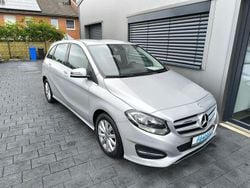Silber Gebraucht 2016 Mercedes B180 Style Van / Kleinbus | 16.490 € (Fairer Preis)