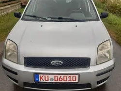 Silber Gebraucht 2005 Ford Fusion Van / Kleinbus | 1.350 € (Guter Preis)