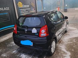 Schwarz Gebraucht 2012 Nissan Pixo Kleinwagen | 2.500 € (Fairer Preis)