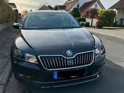 Schwarz Gebraucht 2019 Skoda Superb Kombi | 21.900 € (Guter Preis)