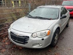 Silber Gebraucht 2004 Chrysler Sebring Limousine | 1.500 €