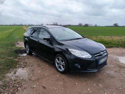Schwarz Gebraucht 2014 Ford Focus Kombi | 6.500 € (Fairer Preis)