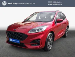 Rot Gebraucht 2023 Ford Kuga ST-Line SUV | 25.928 € (Superpreis)