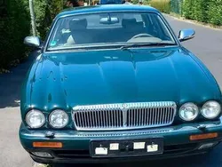 Grün Gebraucht 1995 Jaguar X300 Limousine | 22.000 €