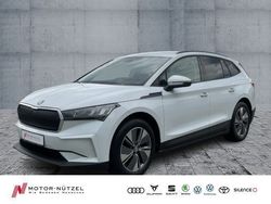 Weiß Gebraucht 2021 Skoda Enyaq iV SUV | 22.950 € (Guter Preis)