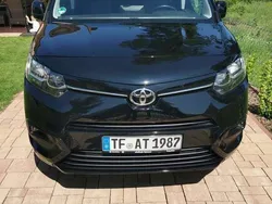 Schwarz Gebraucht 2020 Toyota Proace Verso City Kombi | 20.999 € (Fairer Preis)