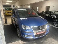 Blau Gebraucht 2009 VW Touran Cross Van / Kleinbus | 6.999 € (Fairer Preis)