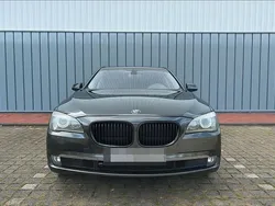 Grau Gebraucht 2009 BMW 730 Limousine | 9.000 € (Guter Preis)