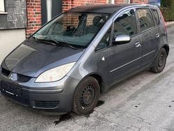 Grau Gebraucht 2006 Mitsubishi Colt Van / Kleinbus | 990 € (Guter Preis)