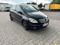 Schwarz Gebraucht 2006 Mercedes B170 Van / Kleinbus | 3.500 € (Fairer Preis)