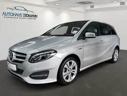 Silber Gebraucht 2016 Mercedes B200 Van / Kleinbus | 18.880 € (Fairer Preis)
