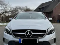 Silber Gebraucht 2016 Mercedes A200 Kleinwagen | 12.900 €