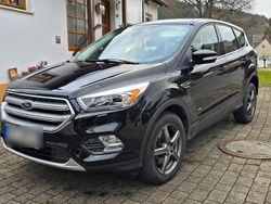 Schwarz Gebraucht 2017 Ford Kuga Titanium SUV | 16.499 € (Fairer Preis)