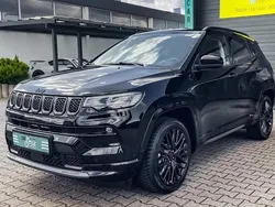 Schwarz metallic Gebraucht 2022 Jeep Compass SUV | 23.140 € (Fairer Preis)