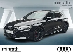 Schwarz Neu 2025 Audi RS3 Kleinwagen | 73.880 €