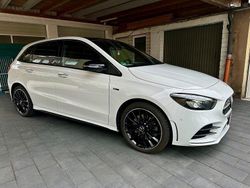 Weiß Gebraucht 2021 Mercedes B250e AMG Van / Kleinbus | 28.890 € (Etwas zu teuer)