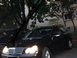 Schwarz Gebraucht 2002 Mercedes C180 Classic Kombi | 1.050 € (Superpreis)
