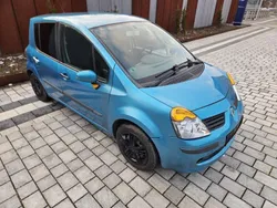 Blau Gebraucht 2005 Renault Modus Van / Kleinbus | 850 € (Superpreis)