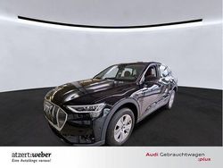 Brillantschwarz Gebraucht 2022 Audi e-tron Comfort SUV | 29.980 € (Guter Preis)