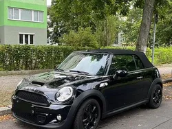 Schwarz Gebraucht 2011 Mini Cooper Cabriolet Cabrio | 12.500 €