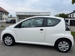 Weiß Gebraucht 2011 Citroën C1 Kleinwagen | 3.750 € (Etwas zu teuer)