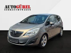 Braun Gebraucht 2011 Opel Meriva Edition Van / Kleinbus | 4.450 € (Fairer Preis)