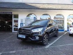 Iridiumschwarz metallic Gebraucht 2018 Ford Kuga ST-Line SUV | 15.890 € (Fairer Preis)