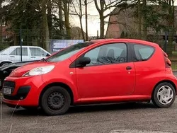 Rot Gebraucht 2013 Peugeot 107 Style Kleinwagen | 3.500 € (Guter Preis)