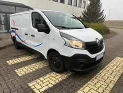 Weiß Gebraucht 2016 Renault Trafic Van | 8.990 € (Guter Preis)