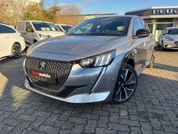 Silber (metallic) Gebraucht 2021 Peugeot e-208 GT Kleinwagen | 17.650 € (Fairer Preis)