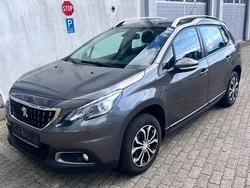 Schwarz Gebraucht 2018 Peugeot 2008 SUV | 7.300 € (Guter Preis)