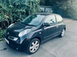 Schwarz Gebraucht 2010 Nissan Micra Kleinwagen | 2.900 €
