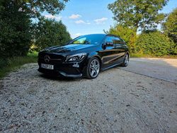 Schwarz Gebraucht 2018 Mercedes CLA220 Shooting Brake AMG line Kombi | 18.500 € (Guter Preis)