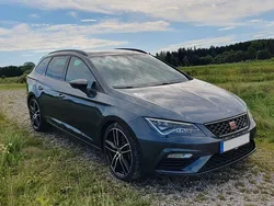 Grau Gebraucht 2019 Cupra Leon Kombi | 22.499 € (Fairer Preis)