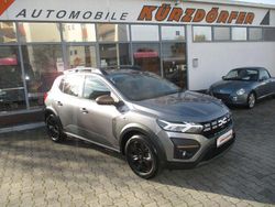 Grau Gebraucht 2024 Dacia Sandero Extreme Limousine | 17.900 € (Fairer Preis)