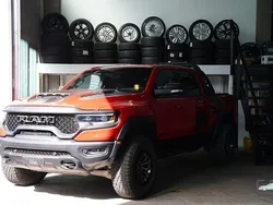 Rot Gebraucht 2022 Dodge Ram Abholung | 119.990 €