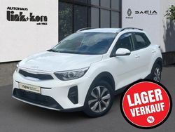 Weiß Gebraucht 2024 Kia Stonic Vision SUV | 18.990 € (Fairer Preis)