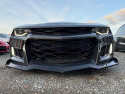 Grau Gebraucht 2017 Chevrolet Camaro Coupé | 24.400 € (Teuer)