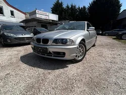 Silber Gebraucht 2001 BMW 318 Coupé | 4.900 €