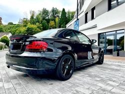 Schwarz Gebraucht 2011 BMW 120 Coupé Coupé | 10.900 €