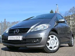 Grau Gebraucht 2009 Mercedes A170 Classic Limousine | 5.490 € (Fairer Preis)