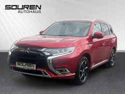 Dynamik rot (d) Gebraucht 2021 Mitsubishi Outlander P-HEV Top SUV | 26.990 € (Fairer Preis)
