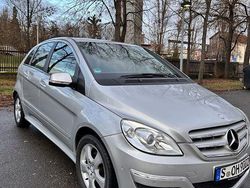 Silber Gebraucht 2011 Mercedes B180 Van / Kleinbus | 4.200 € (Guter Preis)