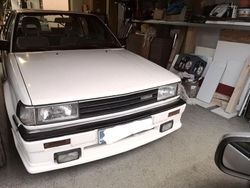 Weiß Gebraucht 1984 Nissan Bluebird Limousine | 4.300 €