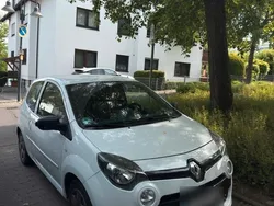 Weiß Gebraucht 2012 Renault Twingo Kleinwagen | 3.100 € (Fairer Preis)