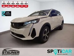 Weiß Gebraucht 2024 Peugeot 5008 Allure Van / Kleinbus | 27.480 € (Guter Preis)