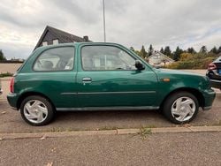Grün Gebraucht 2000 Nissan Micra Comfort Limousine | 800 €