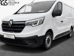 Weiß Gebraucht 2023 Renault Trafic Komfort Van | 29.740 € (Teuer)