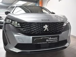 Grau Gebraucht 2023 Peugeot 3008 Allure SUV | 21.480 € (Superpreis)